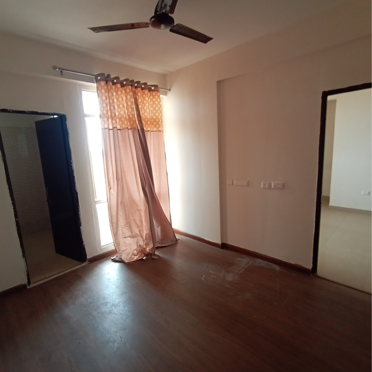 Room, terra-lavinium 3 Bedroom 640 Sq.Ft. Apartment In Sector 75 Faridabad 7220611