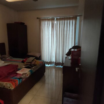 Living Room in 3 BHK Builder Floor at BPTP Amstoria, Sector 102 – for Sale