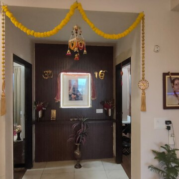 Living Room in 3 BHK Builder Floor at BPTP Amstoria, Sector 102 – for Sale