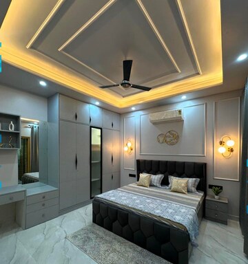 Bedroom in 3 BHK Builder Floor at Shalimar Bagh – for Sale