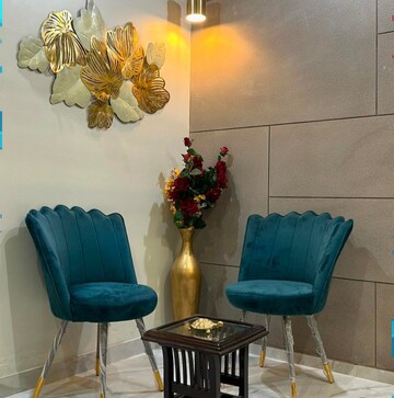 Living Room in 3 BHK Builder Floor at Shalimar Bagh – for Sale