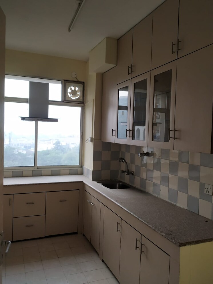 Kitchen, dlf-ridgewood-estate 3 Bedroom 1371 Sq.Ft. Apartment In Dlf Phase iv Gurgaon 7221892