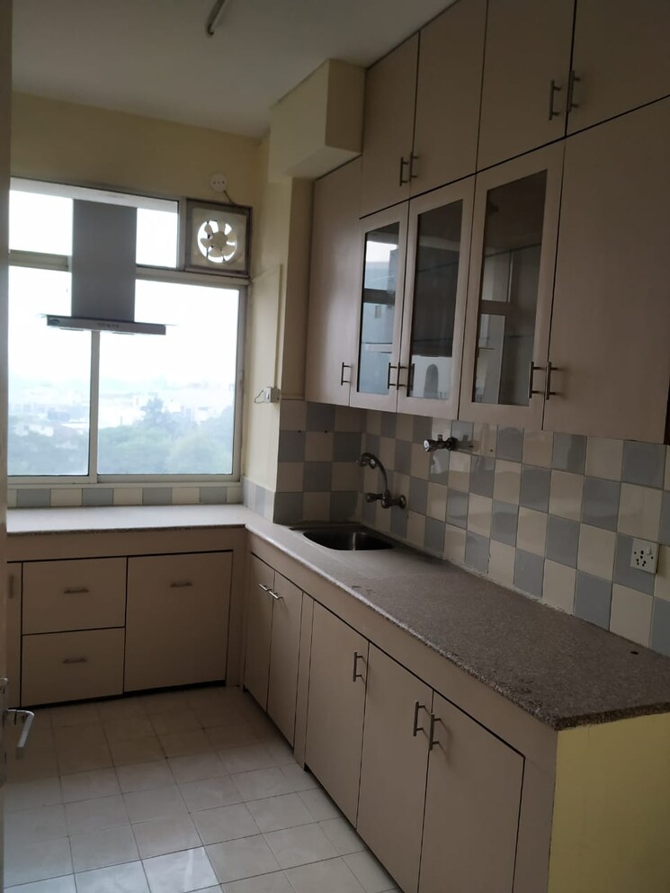 Kitchen, dlf-ridgewood-estate 3 Bedroom 1371 Sq.Ft. Apartment In Dlf Phase iv Gurgaon 7221892