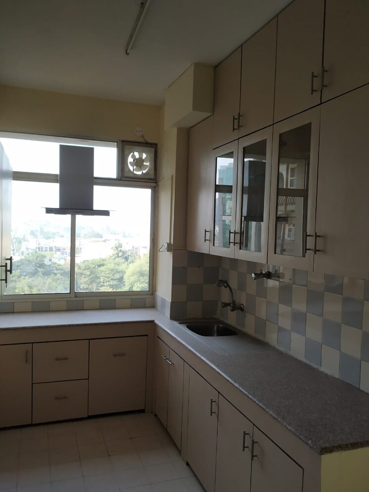 Kitchen, dlf-ridgewood-estate 3 Bedroom 1371 Sq.Ft. Apartment In Dlf Phase iv Gurgaon 7221892