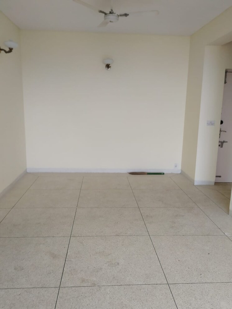 Room, dlf-ridgewood-estate 3 Bedroom 1371 Sq.Ft. Apartment In Dlf Phase iv Gurgaon 7221892