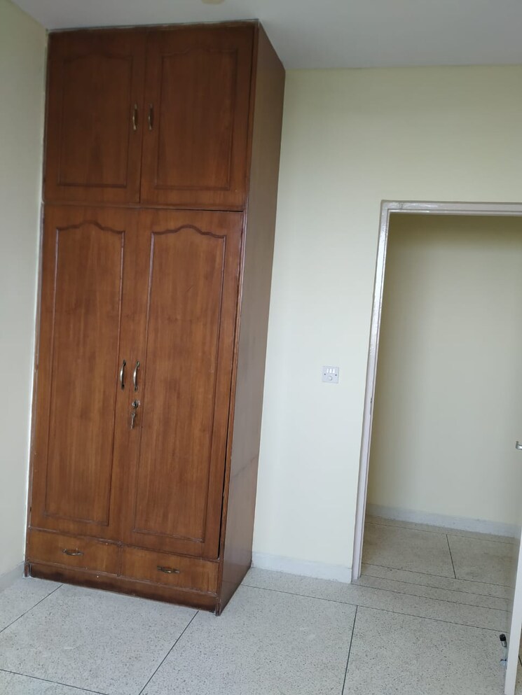 undefined, dlf-ridgewood-estate 3 Bedroom 1371 Sq.Ft. Apartment In Dlf Phase iv Gurgaon 7221892