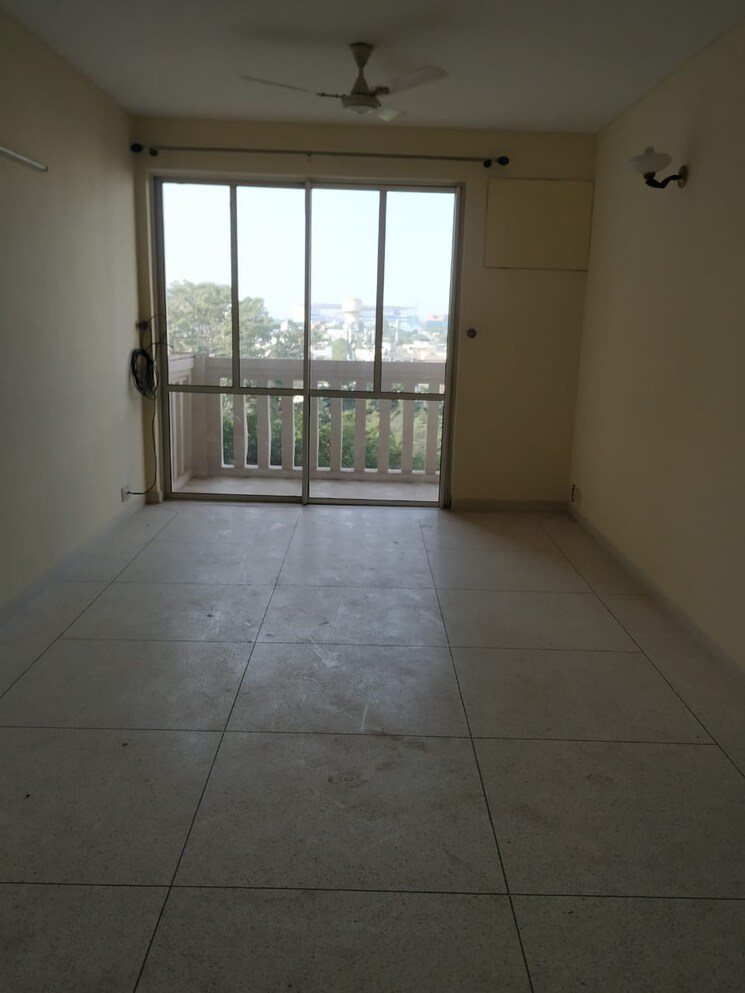 Room, dlf-ridgewood-estate 3 Bedroom 1371 Sq.Ft. Apartment In Dlf Phase iv Gurgaon 7221892