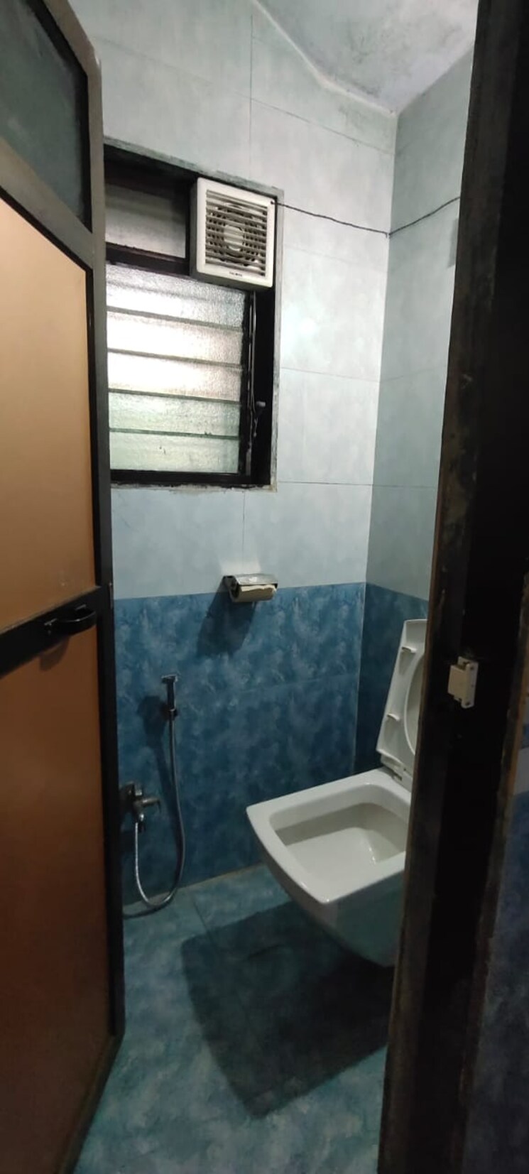 Bathroom, ravindra-heights 1 Bedroom 700 Sq.Ft. Apartment In Titwala Thane 7222275