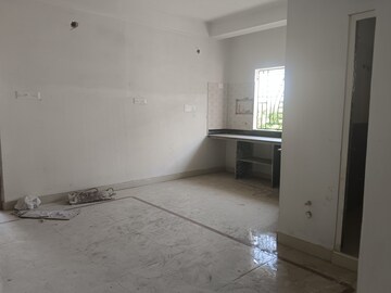 Room in 2 BHK Apartment at Behala – for Sale