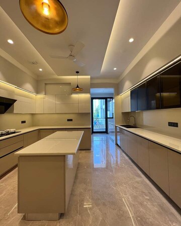 Kitchen in 3.5 BHK Apartment at DLF Belvedere Towers, Sector 24 – for Sale