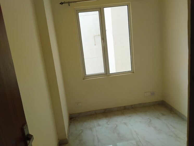 Room, vvip-homes-meridian-tower 2 Bedroom 1190 Sq.Ft. Apartment In Noida Ext Sector 4 Greater Noida 7223403
