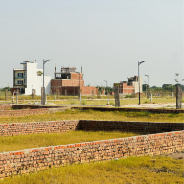 Plot Area in  Plot at Sultanpur Road – for Sale