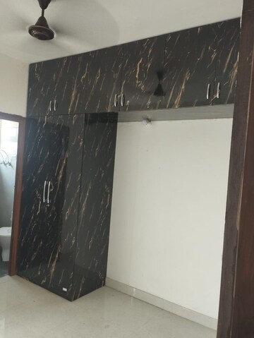 Room in 2 BHK Apartment at Signature Global The Roselia, Sector 95a – for Sale