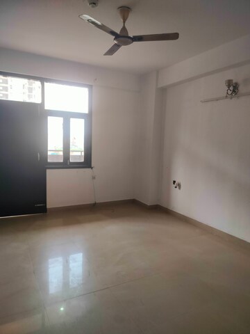 Room in 3 BHK Apartment at Sanchar Nest Palm Heights, Wave City – for Sale
