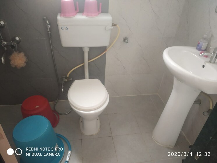 Bathroom, saarrthi-sinclair 2 Bedroom 874 Sq.Ft. Apartment In Warje Pune 7224050