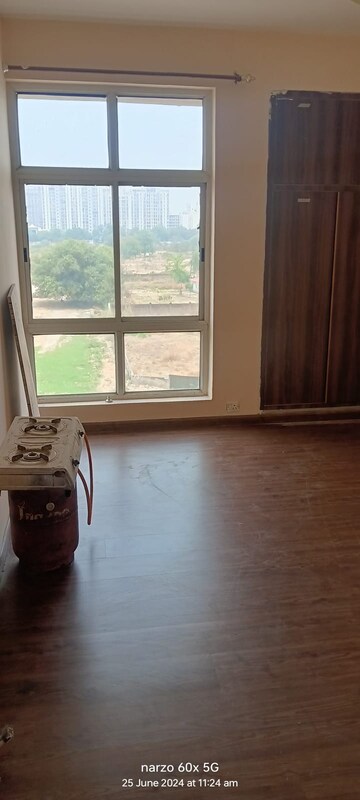 Room in 3 BHK Apartment at Ansal API Santushti Enclave, Sushant Golf City – for Sale
