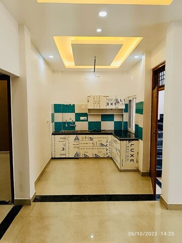 Bedroom in 2 BHK Independent House at Gomti Nagar – for Sale