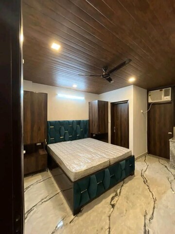 Bedroom in Studio Builder Floor at DLF City Phase III, Sector 24 – for Rent