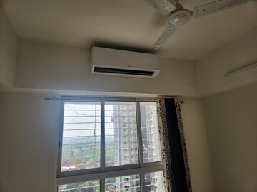 2 BHK Apartment For Sale in Lodha Amara, Kolshet Road
