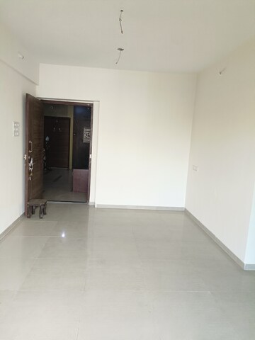 Room in 1 BHK Apartment at Vihang Valley Phase 2, Kasarvadavali – for Sale