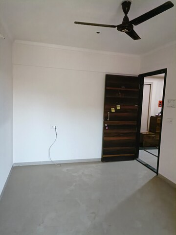 Room in 1 BHK Apartment at Mahavir Kalpavruksha, Ghodbunder Road – for Sale