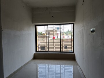 Room in 2 BHK Apartment at Behala Municipal Market – for Sale