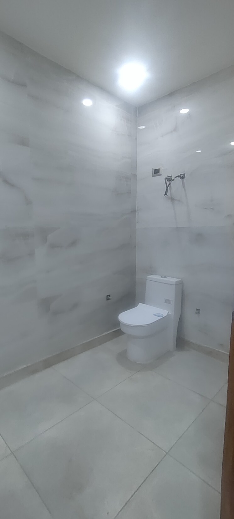 Bathroom, sector 37 4 Bedroom 2250 Sq.Ft. Builder Floor In Sector 37 Faridabad 7225323