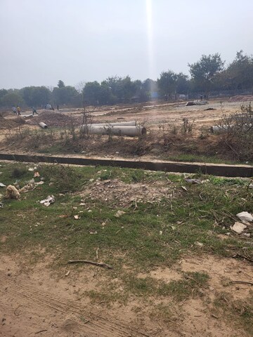  Plot For Sale in Sector 27 Yamuna Expressway