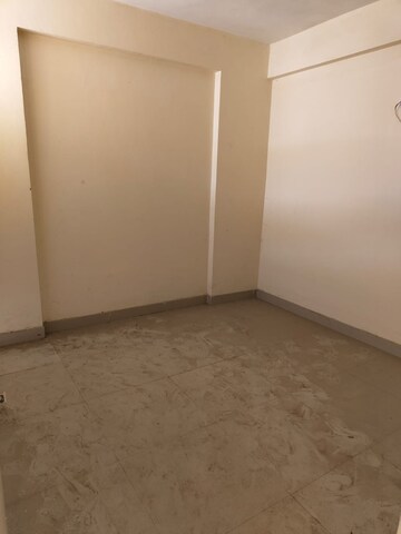 Room in 3 BHK Apartment at Ireo Uptown, Sector 66 – for Sale