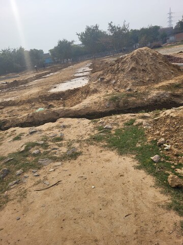 Plot Area in  Plot at Sector 27 Yamuna Expressway – for Sale