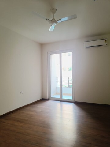 Room in 3 BHK Apartment at M3M Merlin, Sector 67 – for Sale