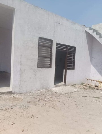  Plot For Sale in Dheeraj Nagar