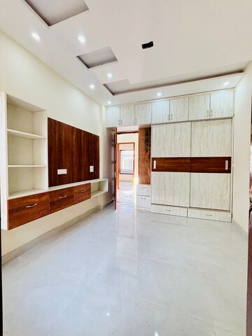 Room in 4 BHK Independent House at Sector 125 – for Sale
