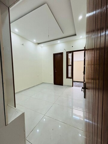 Room in 4 BHK Independent House at Sector 125 – for Sale