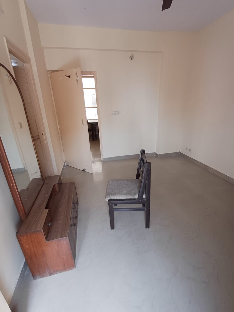 Master Bedroom, srs-residency 3 Bedroom 1850 Sq.Ft. Apartment In Sector 88 Faridabad 7226987