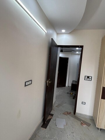 Building Lobby in 2 BHK Builder Floor at Dashrath Puri – for Sale