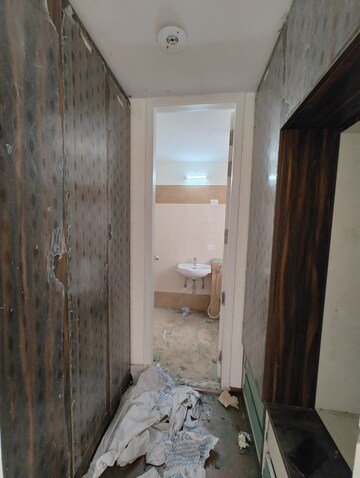 Bathroom in 3 BHK Apartment at Shree Vardhman Flora, Sector 90 – for Sale