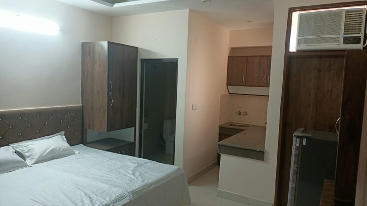 Room, emaar-palm-hills 3.5 Bedroom 1450 Sq.Ft. Apartment In Sector 77 Gurgaon 7230113