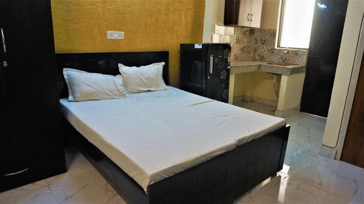 Bedroom, emaar-palm-hills 3.5 Bedroom 1450 Sq.Ft. Apartment In Sector 77 Gurgaon 7230113