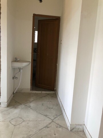 Room in 2 BHK Apartment at Behala – for Sale
