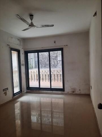 Room in 3 BHK Apartment at Bhumiraj Iraisaa, Sector 9 – for Sale