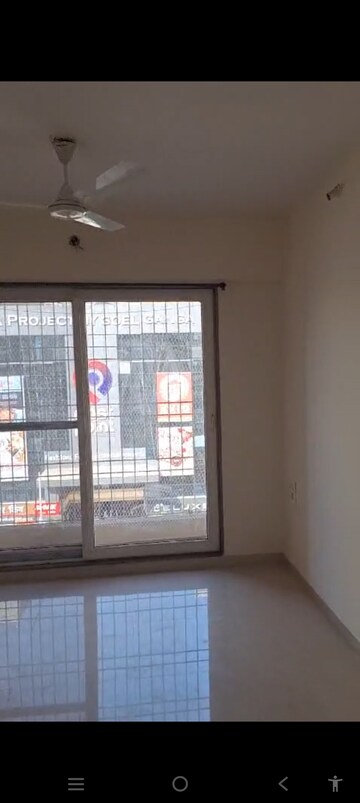 Room in 1 BHK Apartment at Innovative Orchid Metropolis, Kurla – for Sale