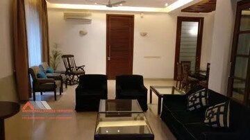 Master Bedroom in 2 BHK Builder Floor at Ashok Nagar – for Sale