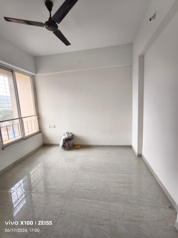 Room in 2 BHK Apartment at Puraniks Tokyo Bay Phase 2, Ghodbunder Road – for Sale