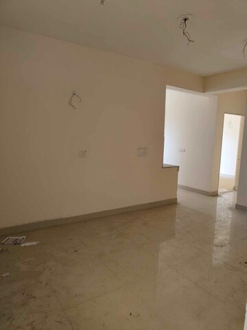 Room in 3 BHK Apartment at Auric City Homes, Sector 82 – for Sale