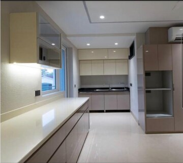 Kitchen in 3 BHK Builder Floor at Shalimar Bagh – for Sale