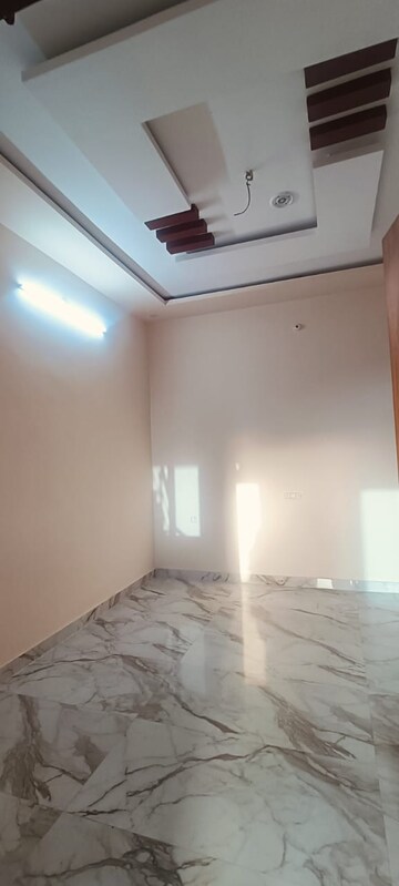 Room in 3 BHK Independent House at Kamta – for Sale