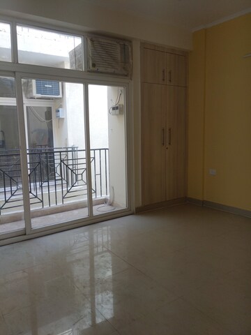 Balcony in 3 BHK Villa at Amrapali Dream Valley, Tech Zone 4 Greater Noida – for Sale