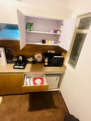 Furnished Amenities in 3 BHK Apartment at Omaxe Sun, Sector 79 – for Sale