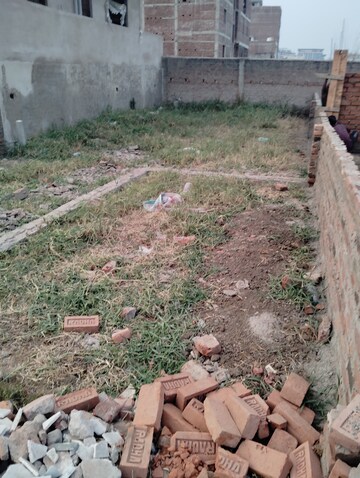 Plot Area in  Plot at Bairiya – for Sale